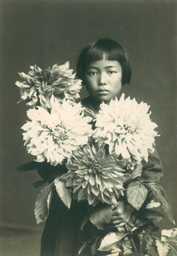 talivera-zoom-artiste-yayoi-kusama-1939