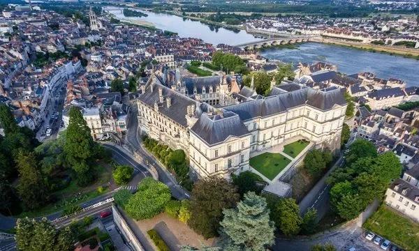 Le Château de Blois, témoignage de quatre époques de l’architecture française